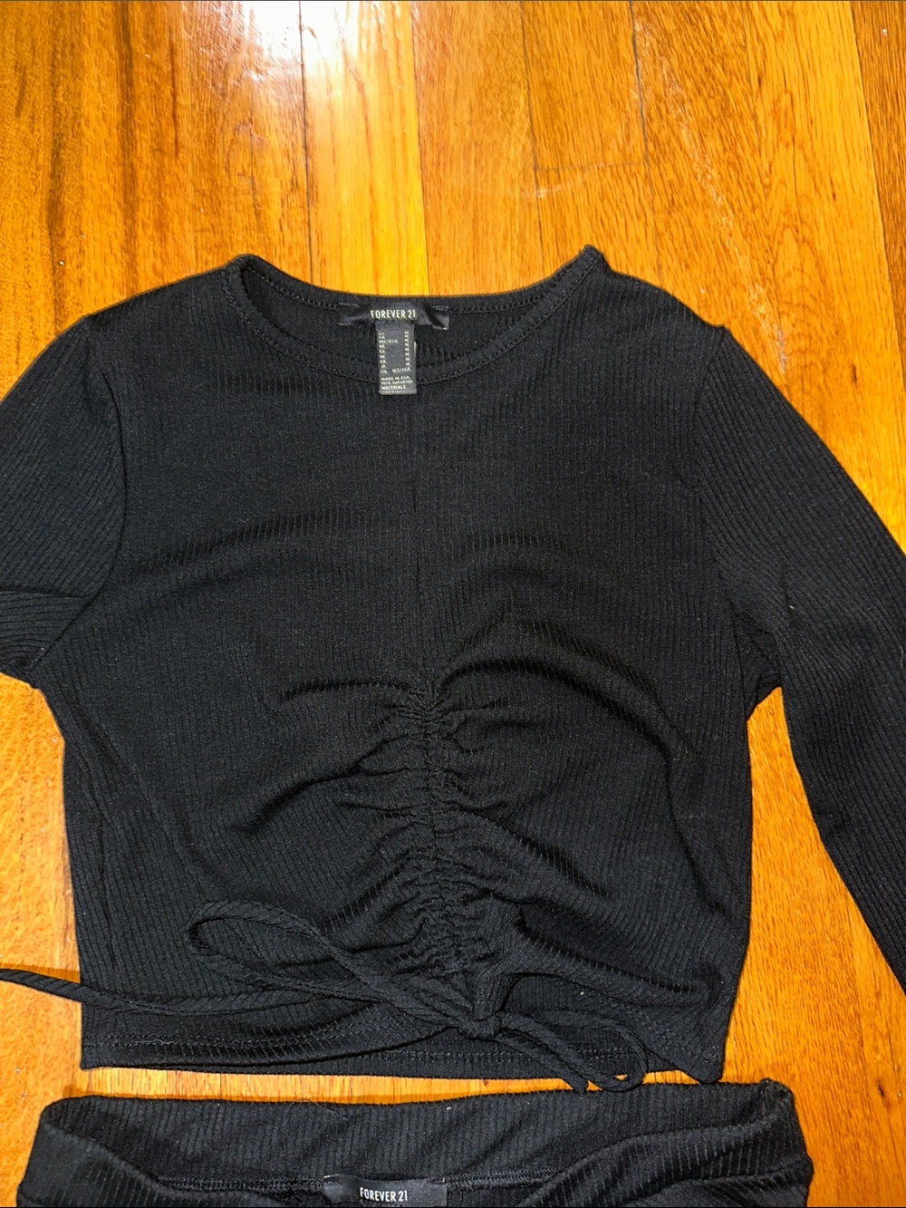 Forever 21 Black Ribbed Ruched Mini Skirt Set - Picture 4 of 6